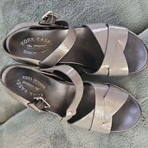 Kork-Ease Myrna 2.0 Metallic Gray Silver Ankle Strap Platform Wedge Sandals 7